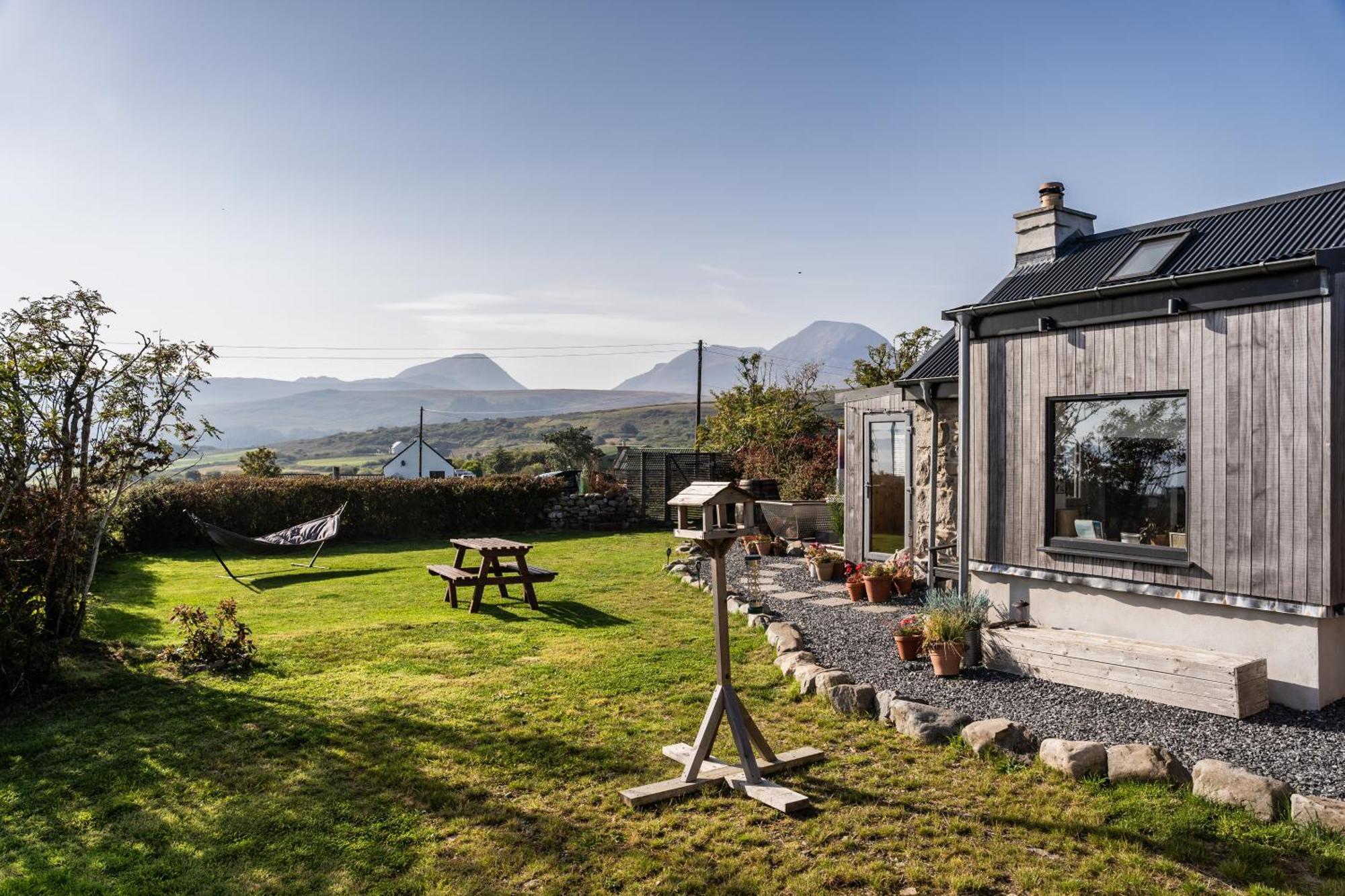 Jura, Mrs Leonard'S Cottage Craighouse Exteriör bild